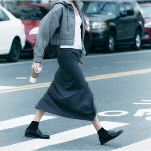 NWOT Zara Low rise Midi Skirt